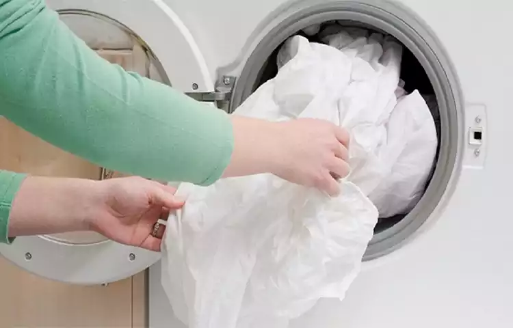 ترفندهای طلایی برای شستن پرده با ماشین لباسشویی