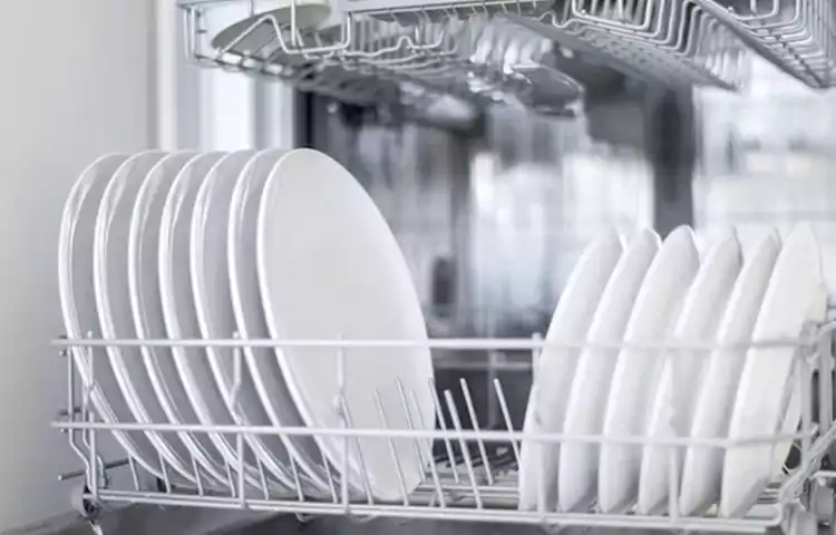 کار نکردن ماشین ظرفشویی روشن