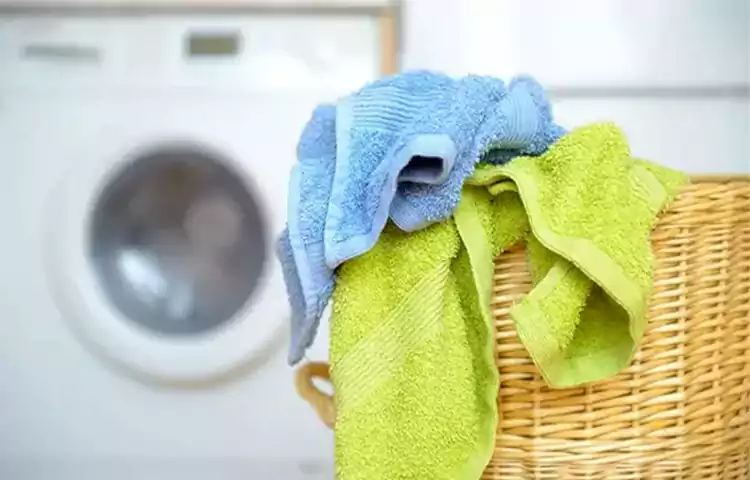 مهم‌ترین نکات برای شستشوی حوله در ماشین لباسشویی