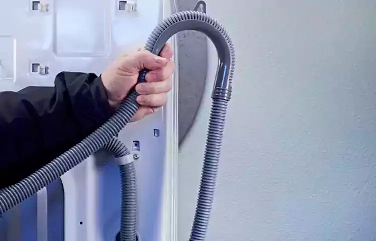تعویض شلنگ تخلیه لباسشویی