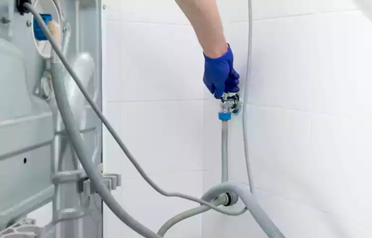 تعویض شلنگ تخلیه لباسشویی