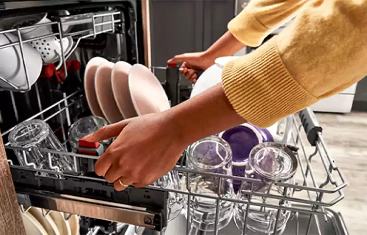 علائم زنگ زدن ماشین ظرفشویی