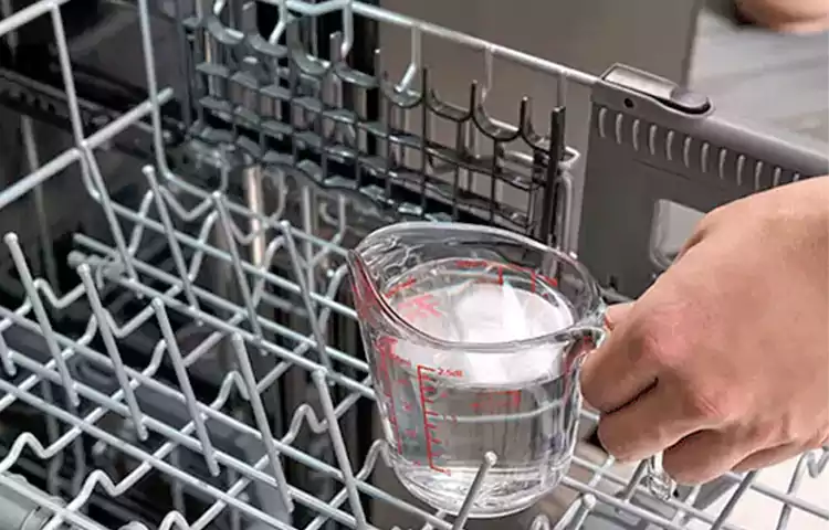 نحوه تمیز کردن ماشین ظرفشویی