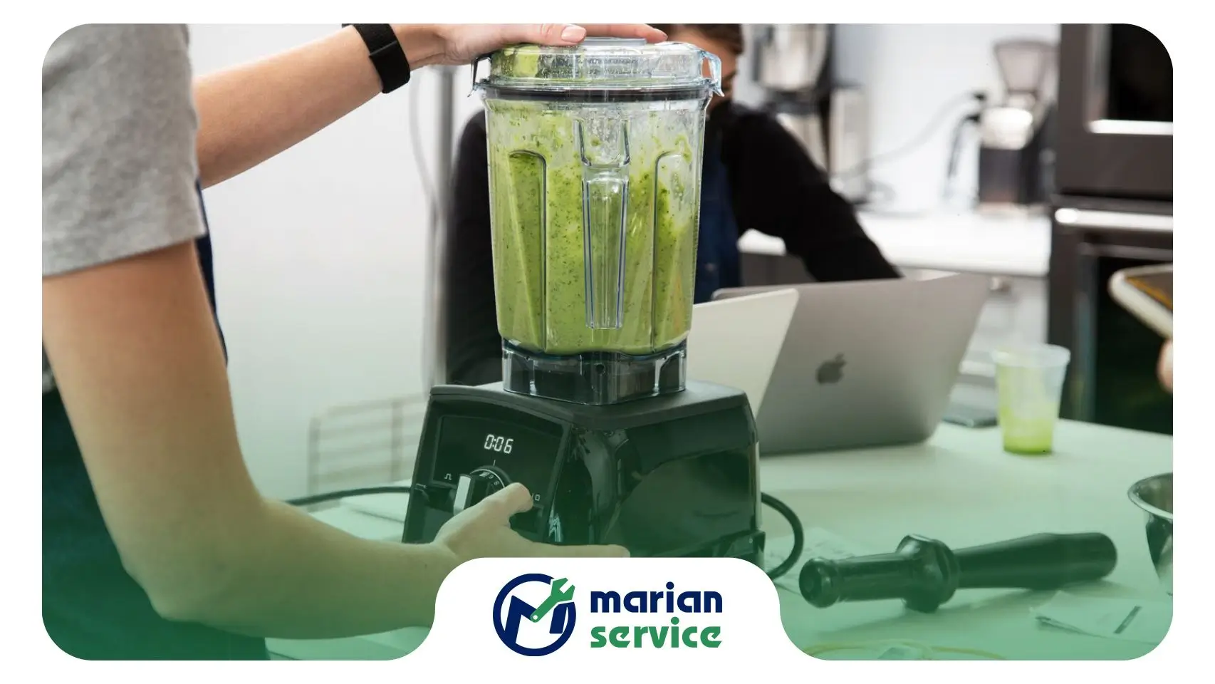 بررسی عملکرد مخلوط‌کن خانگی در حین کار برای عیب‌یابی و تعمیر قطعات دستگاه