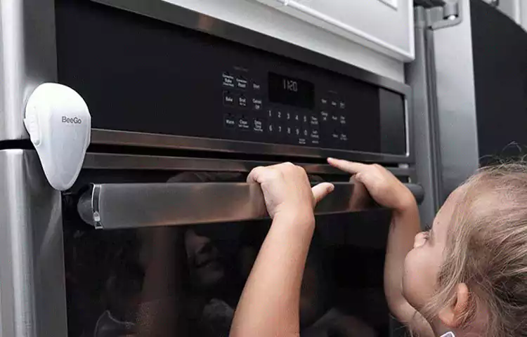 فعال کردن قفل کودک مایکروفر