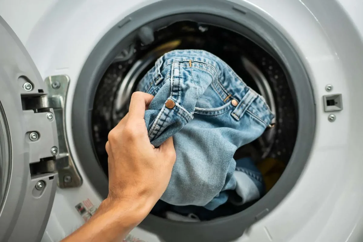 شستن شلوار جین با لباسشویی