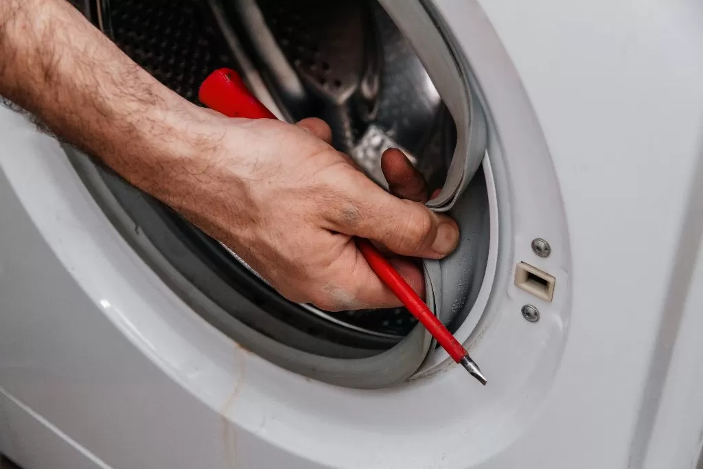 تعویض لاستیک درب ماشین لباسشویی